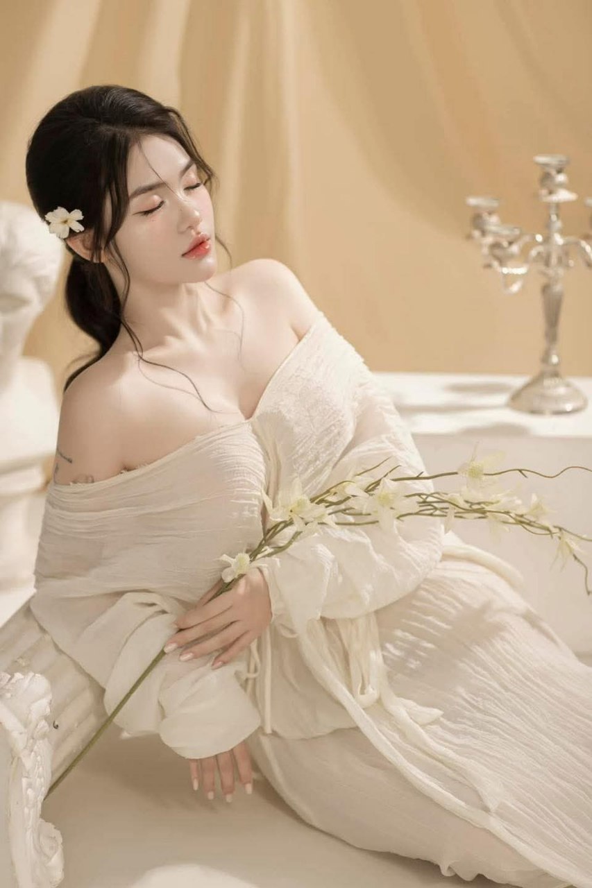 Bị anh đồng nghiệp địt tới tấp khi làm nhiệm vụ chung || phần 1